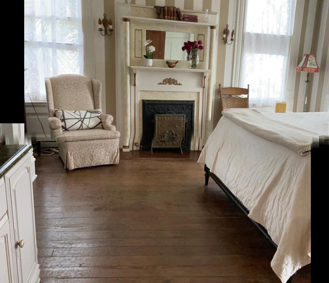Coppersmith Bed and breakfast